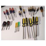 Selection Screwdrivers, Craftsman, Stanley, Popular Mechanics. Used
