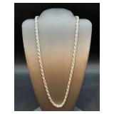 Nice looking 18” silver-tone rope chain necklace