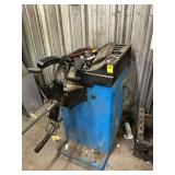 Hofmann tire balancer.  In working condition.