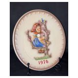 M.J Hummel 6th Annual Collectors Plate - 1976 by Goebel