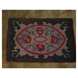 Handmade vintage American Hooked rug…..35 x 24…..needs cleaned but in good condition