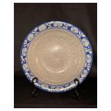 Antique piece of Dedham Pottery with the classic Rabbit pattern….. This distinctive blue and white crackle-glazed pottery was produced in Dedham, Massachusetts, from 1896 to 1943