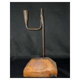 Antique Primitive wrought-iron combination rushlight and candle holder, also known as a rushnip….. It served as a primitive form of lighting in the 18th century, with a scissor-action "nip" on one s