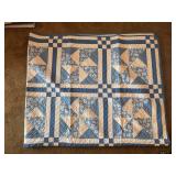 Very nice vintage twin size pinwheel pattern machine stitched coverlet…..there is fraying on edge