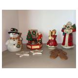 Adorable grouping of Christmas decor - back 4 pieces are all musical and are in working condition…..2 on far right rotate (see descrip)