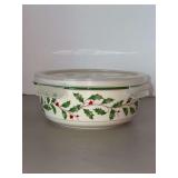 NIB Lenox American By Design Holiday Serve and Store with Locking Lid….6-1/4”