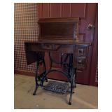 Vintage Necchi BU Mira sewing machine, a highly regarded Italian-made model known for its durability and precision…..treadle moves freely but otherwise not tested