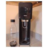 SodaStream Source Power sparkling water maker, with one bottle.