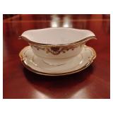 Sone China Gravy Boat. Stunning Black & Gold pattern. Hand painted. Made in Japan.