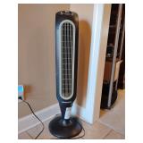 Honeywell 3 Speed Tower Fan Oscilliates Model HY-047B, with built in removable remote. Works.