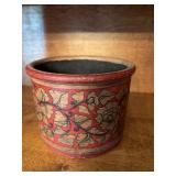 Pottery crock with floral design 7 1/2“ x 5 1/2“