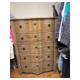 Schnadig Home Collections five drawer chest of drawers. 42“ x 20“ x 58 1/2“.