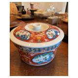 Asian porcelain rice server with lid 8 1/2“ x 5“