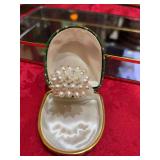 Very pretty cluster ring marked 14k gold. Size