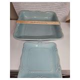 Southern Living Gallery serving bowl and four dessert plates.