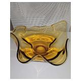 Lovely Amber color art glass bowl.