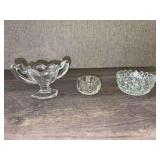 (3) clear glass salt cellars….1” to 2” tall