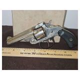 172581  Early 1900s Vintage Early 1900s Harrington & Richardson (H&R) Premier 32(Short)  S&W CTGE. UNTESTED...