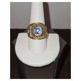 Man's 10k gold class ring size 10 total 14.7 grams...