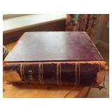 Vintage Bible as shown could not find date ￼