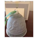 Lladro green and white 1988  Felix Navidad Bell