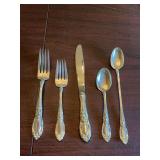 5 piece Towle Sterling Silver flatware set.. 206 GRAMS (NOT INCLUDING KNIFE)