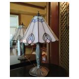 Tiffany-style stained glass table lamp. 20" T x 12 1/2" across bottom of shade