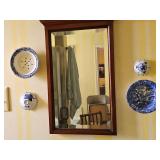 Five decorative lids for wall hangers. 2.5-5.5 in. Does NOT include mirror.