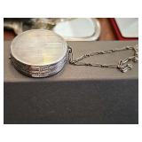 Antique art deco ladies compact. See all photos.