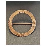 10K yellow gold antique pin. 1.34 grams