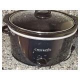 4 qt. Crock-Pot slow cooker with removable crock. Untested