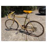 SUNTOUR 10-speed bike with yellow seat - needs tires