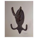 Vintage cast iron rams head hat/coat hook - 8” tall