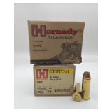 Two HORNADY 44MAG 300gr XTP 20RD Ammo / 9088