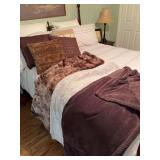Three mixed throws with three mixed pillows, Brown tones ￼