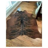 Cowhide rug 5’ x 5’New￼