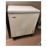Hazier chest freezer 29” x 23 1/2” x 32”