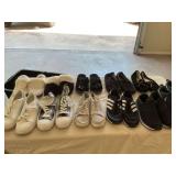 Grouping of shoes fit size 7 to 7 1/2