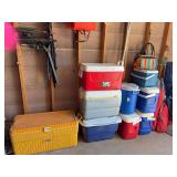 Grouping of ice, chest and coolers￼