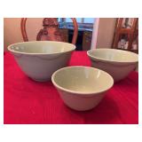 Gail Pittman, three-piece Hospitality Collection bowl set  11“ x 5 1/2“, 9 1/2“ x 4 1/2“ and 7“ x 4“