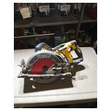 DeWalt DCS577 FlexVolt 60V Max Cordless Circular Saw