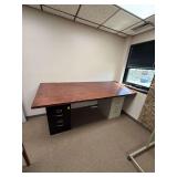 Slanted-Top Work Desk
