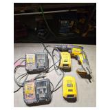 Dewalt DCF622 Screw Gun w/ 2 Batteries and 2 Chargers