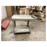 Rubbermaid Utility Cart