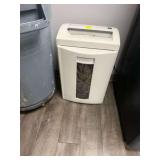 HSM 104.3 Shredder