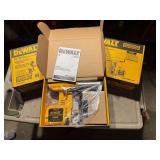 3 Dewalt DWH303DH Dust Extractor