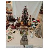 Miscellaneous Christmas grouping. See all photos.