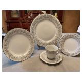 Five piece Pl. setting of Noritake Contemporary fine China. Blythe pattern .Dinner plate, salad plate, dessert plate, and a cup and saucer.