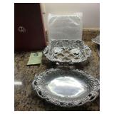 2 Arthur Court grape and leaves aluminum serving trays. 13” x 9” oval, and a new 10 x 10” casserole dish with insert