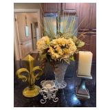 Godinger Shannon Crystal Vase w/Arrangement, Fleur-De-Lis and Candles